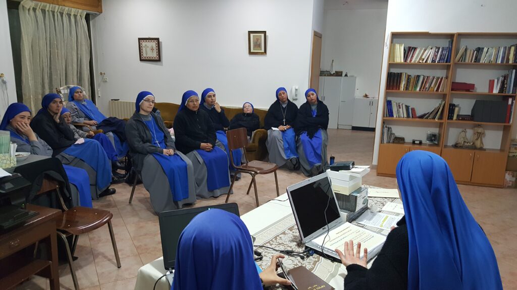 Read more about the article اجتماع التنشئة الشهري في اقليم “مريم العذراء ام الاوجاع”