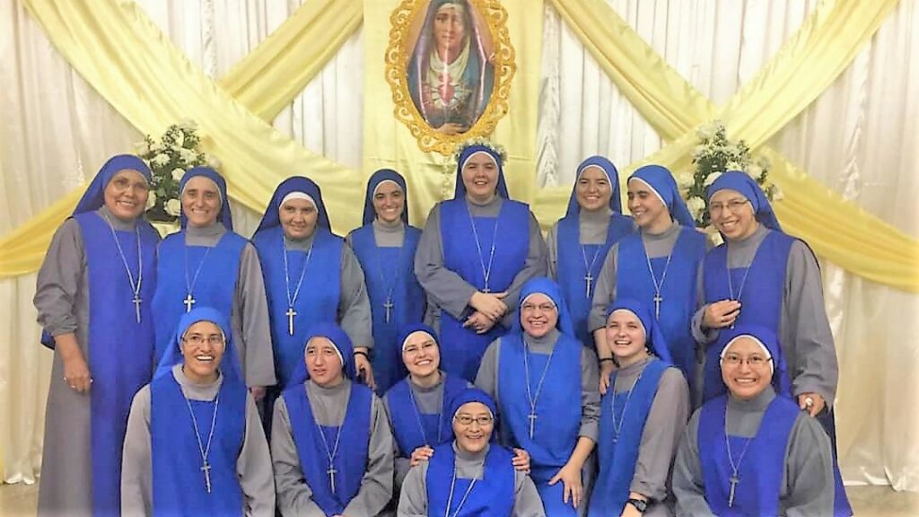 Read more about the article الاخت دولوريس مرسلة في حلب : تُعلن نذورها الدائمة